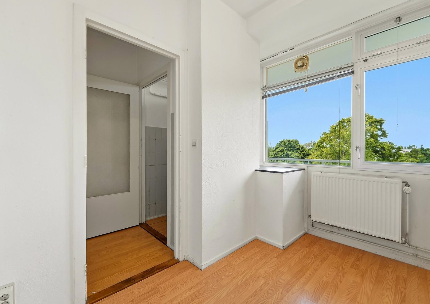 Volendamlaan 885, Den Haag foto-14