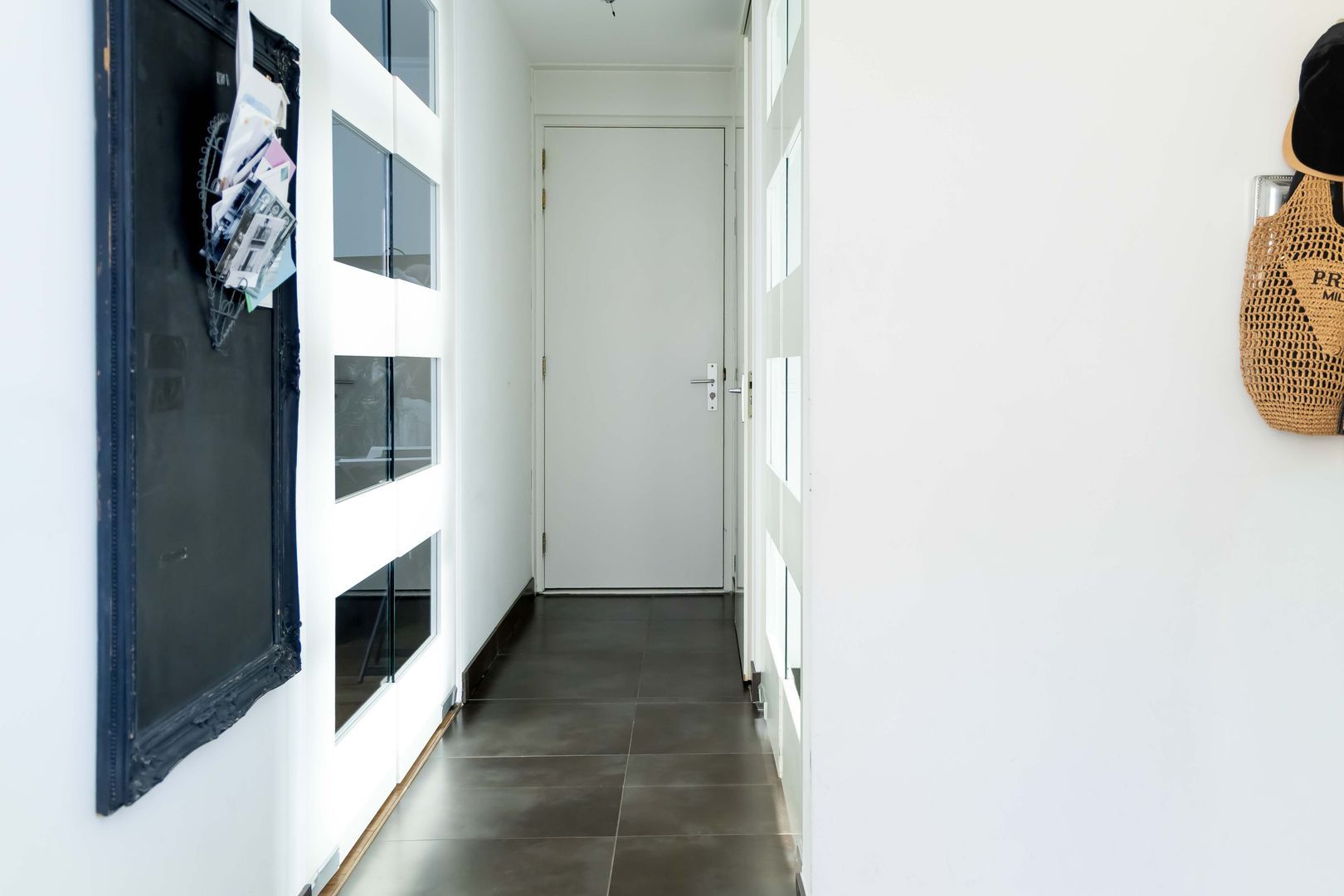 Paleismuur 74, Houten foto-2