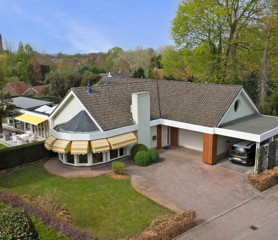 Onderste Molenweg 51, Venlo