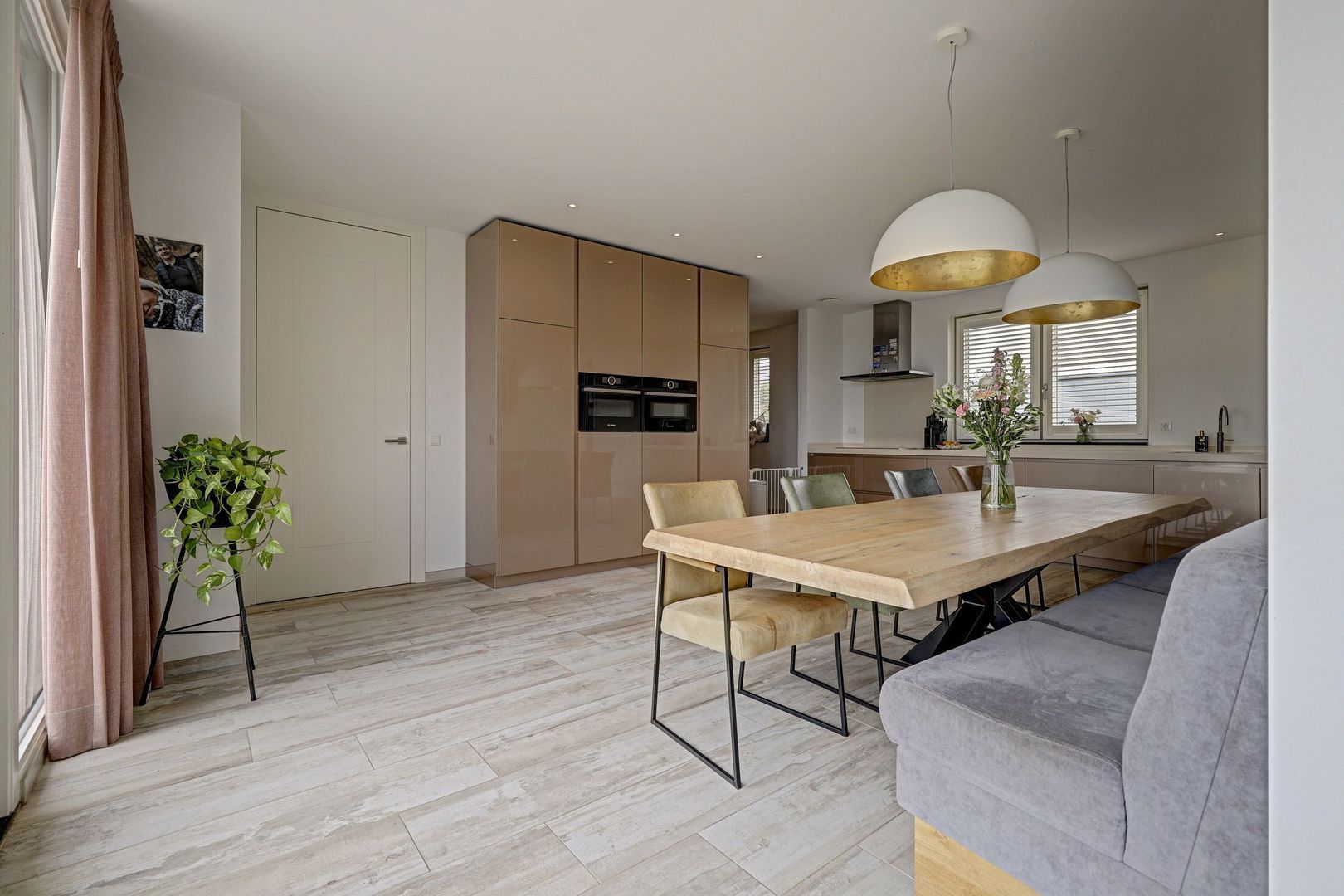 Ebberstraat 27 A, Velden foto-10