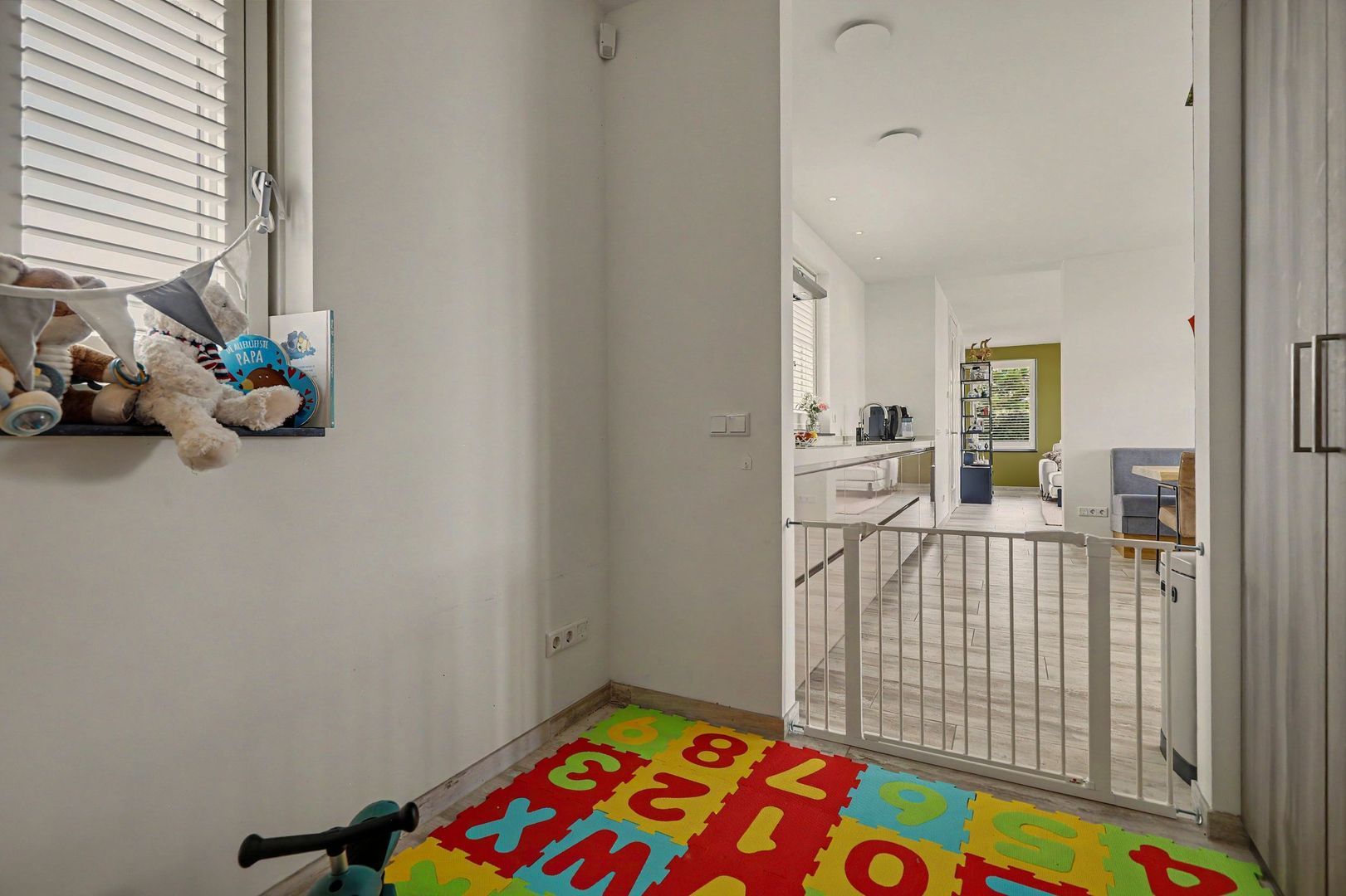 Ebberstraat 27 A, Velden foto-16
