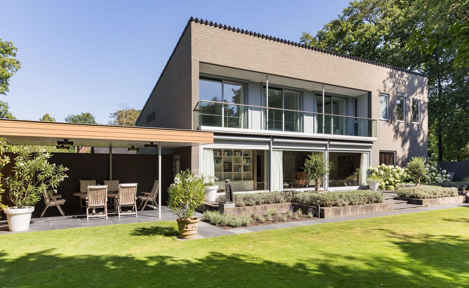 Singravenlaan 12, Enschede foto-0