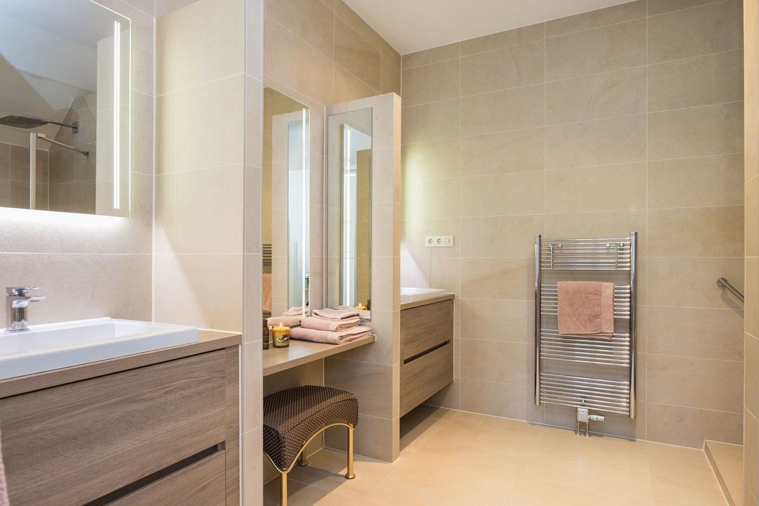 Falkenburgerf 1 image thumbs 1