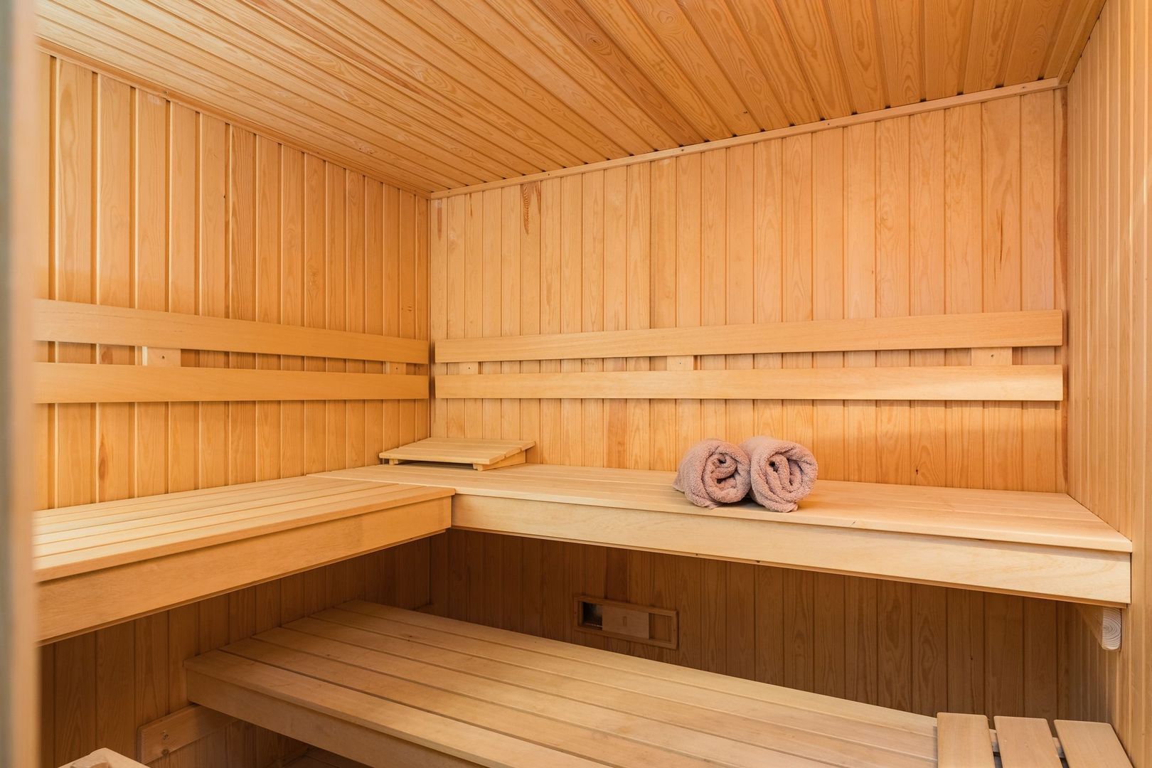 Falkenburgerf 1 image 1