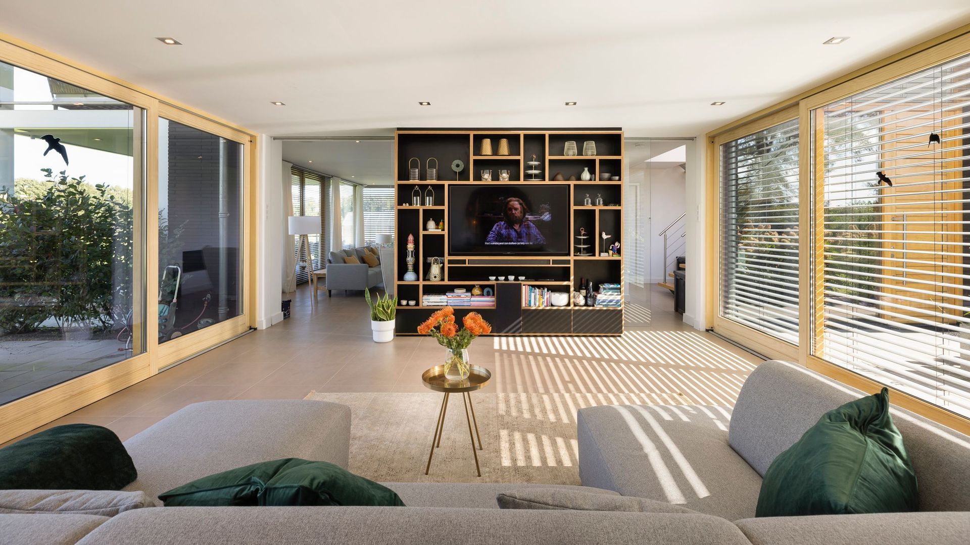 Rijksweg 11 b image 1