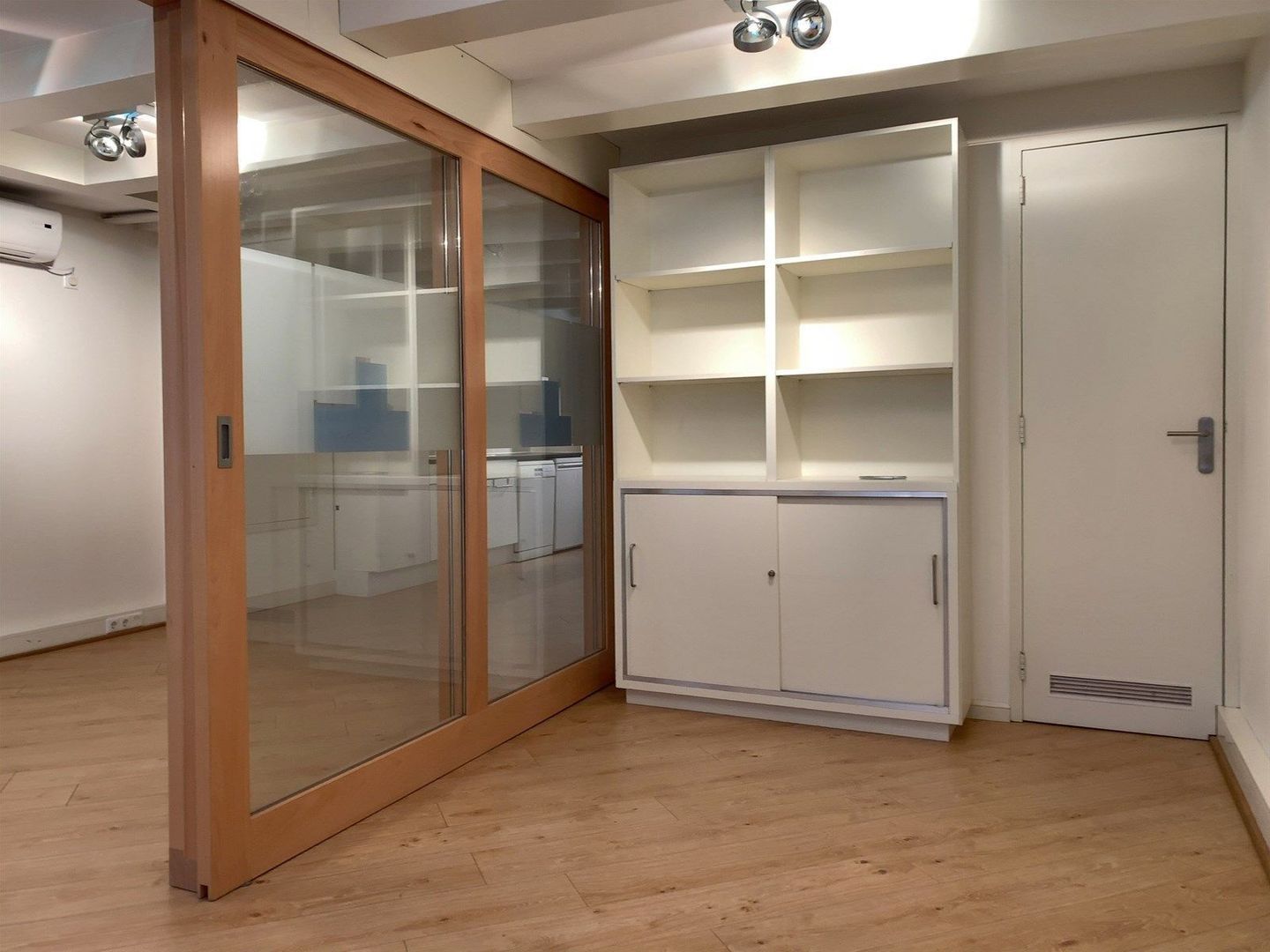 Nieuwezijds Voorburgwal 158, Amsterdam foto-8