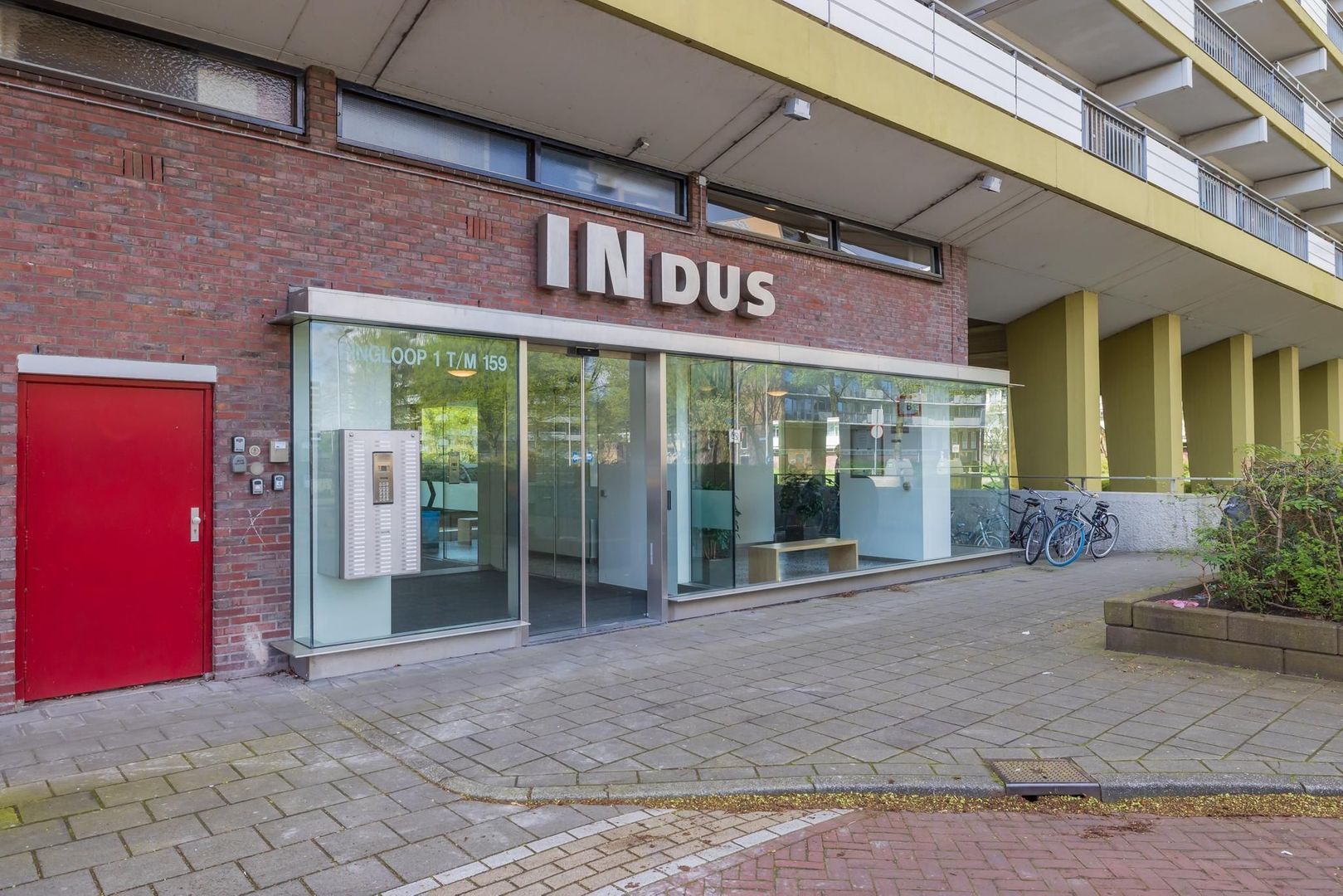 Kringloop 155, Amstelveen foto-1