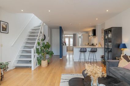Van der Hoopstraat 87 3, Amsterdam