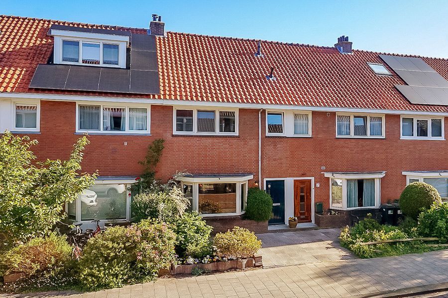 Burgemeester van Tienenweg 5, Diemen