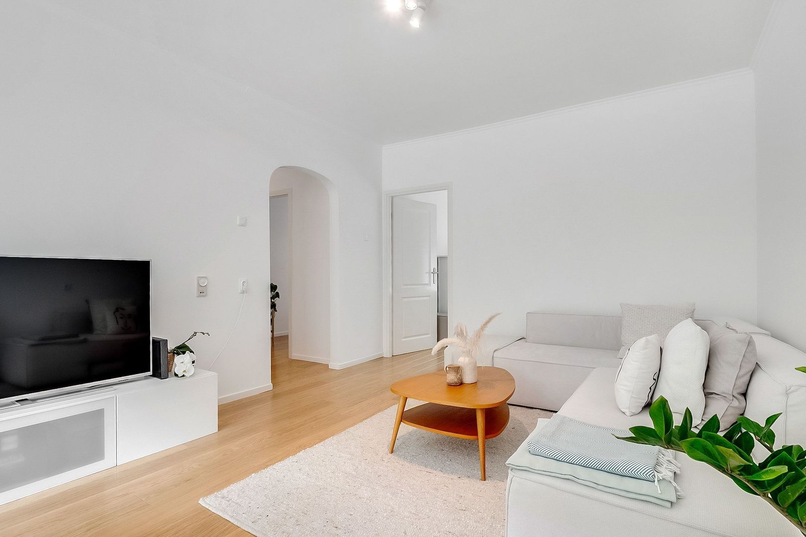 Julianaplantsoen 145, Diemen foto-5