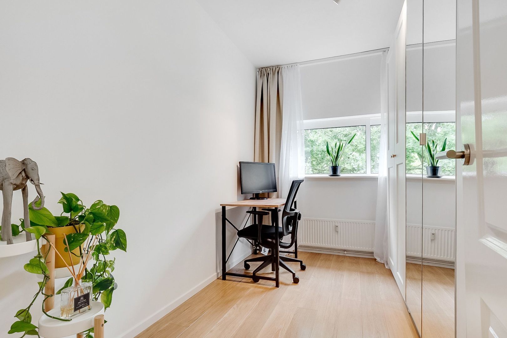 Julianaplantsoen 145, Diemen foto-23