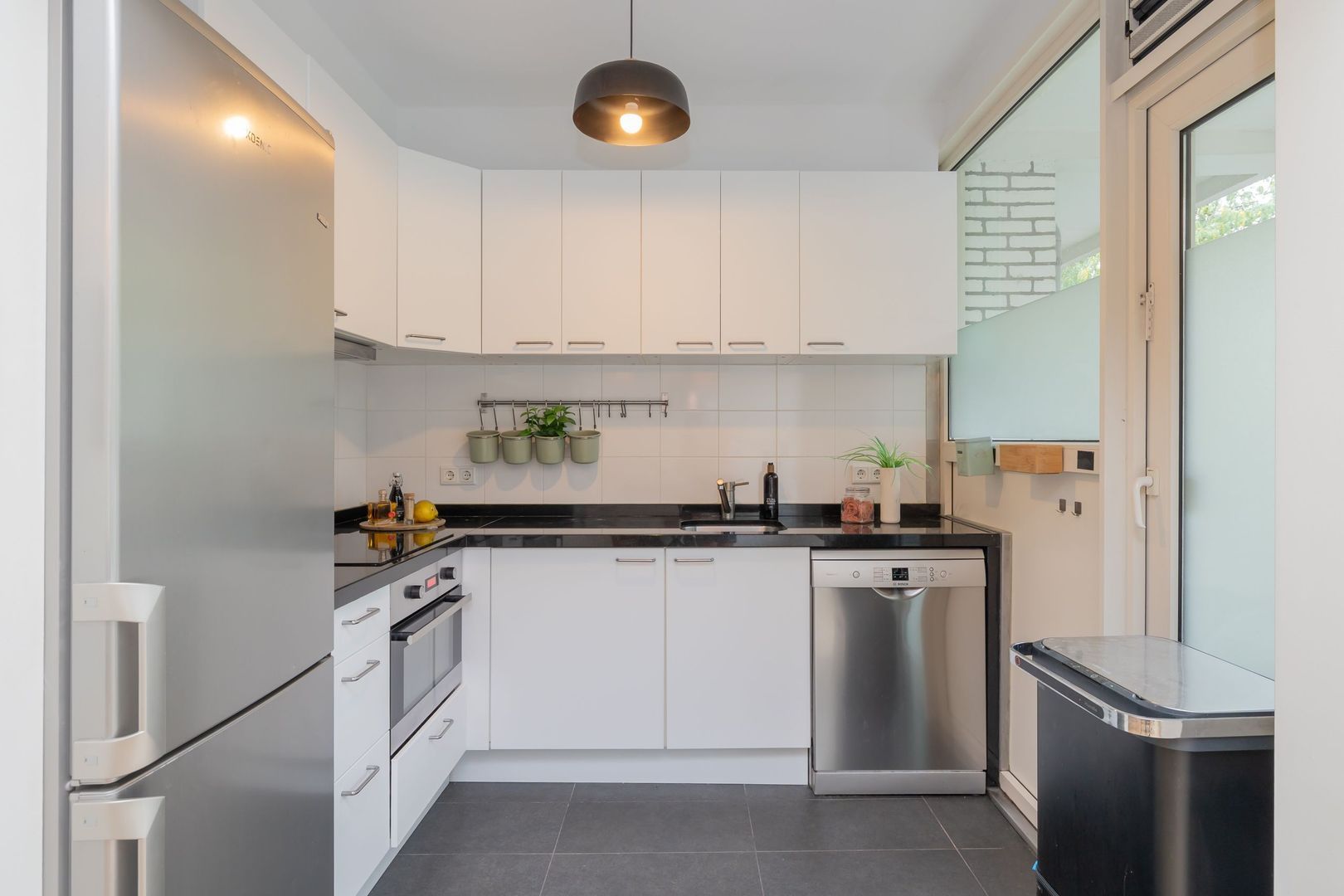 Julianaplantsoen 32, Diemen foto-9