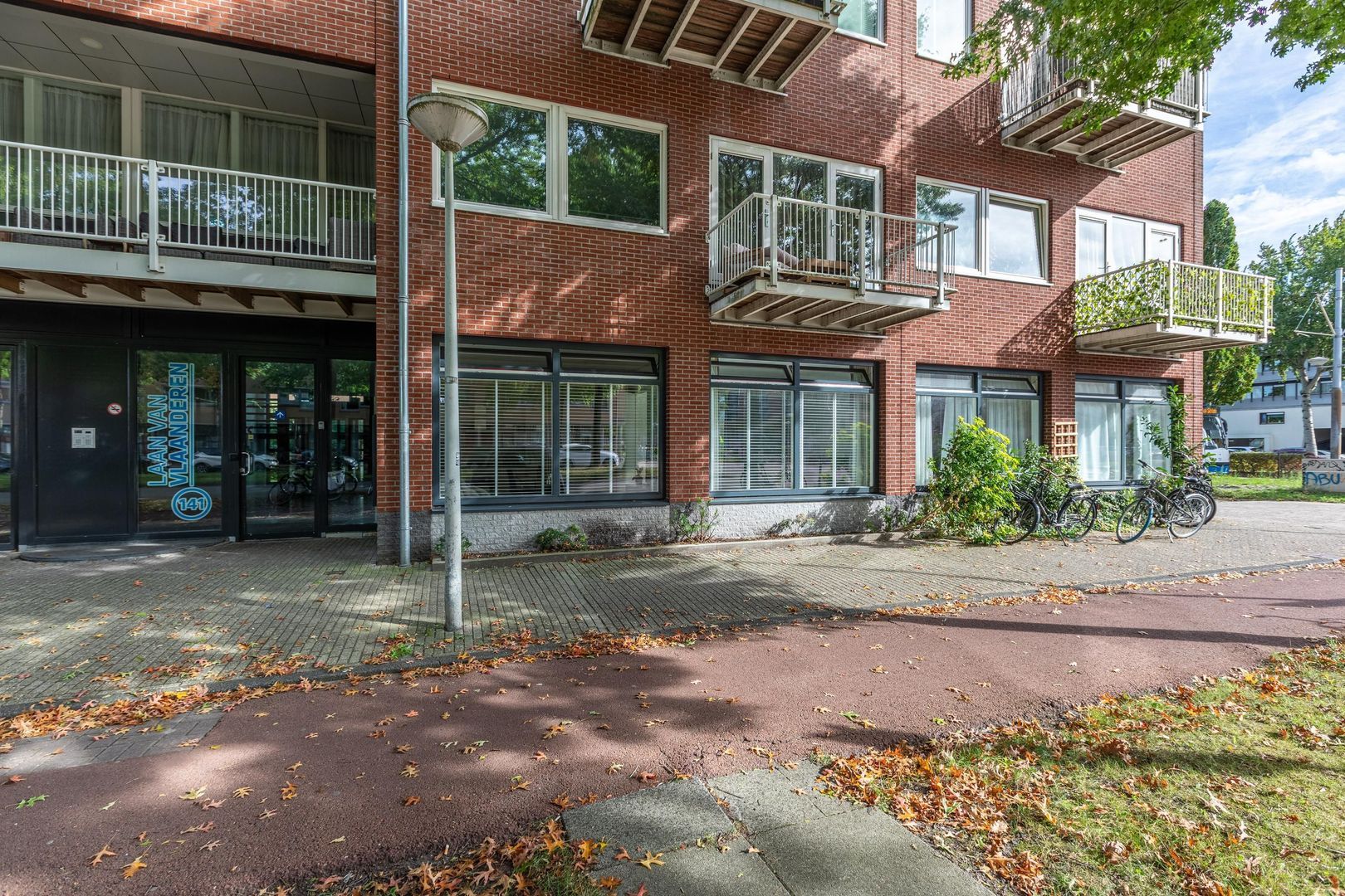 Laan van Vlaanderen 141 A 10, Amsterdam foto-1