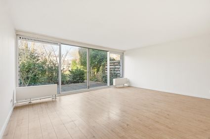 Apollovlinder 9, Diemen