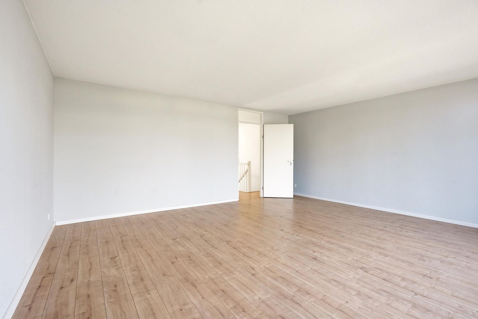 Apollovlinder 9, Diemen foto-13