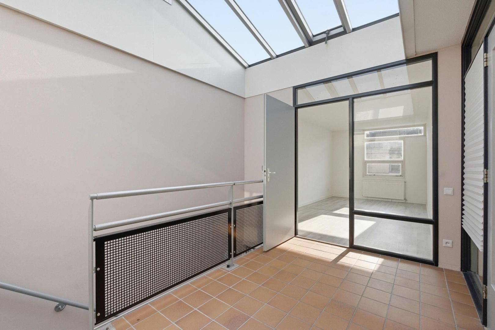 Apollovlinder 9, Diemen foto-17