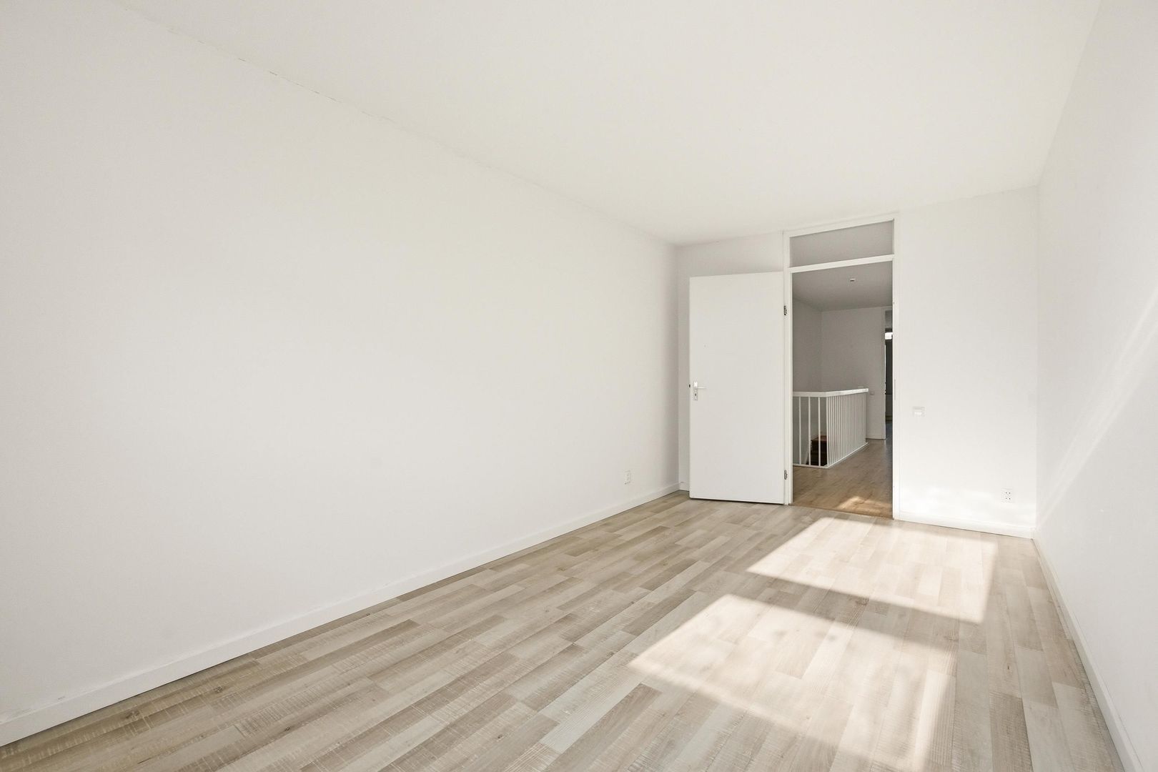Apollovlinder 9, Diemen foto-15