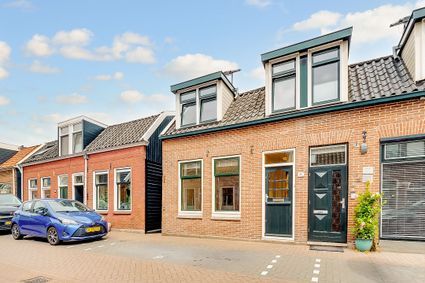 Schoolmeestersstraat 83, Zaandam foto-0