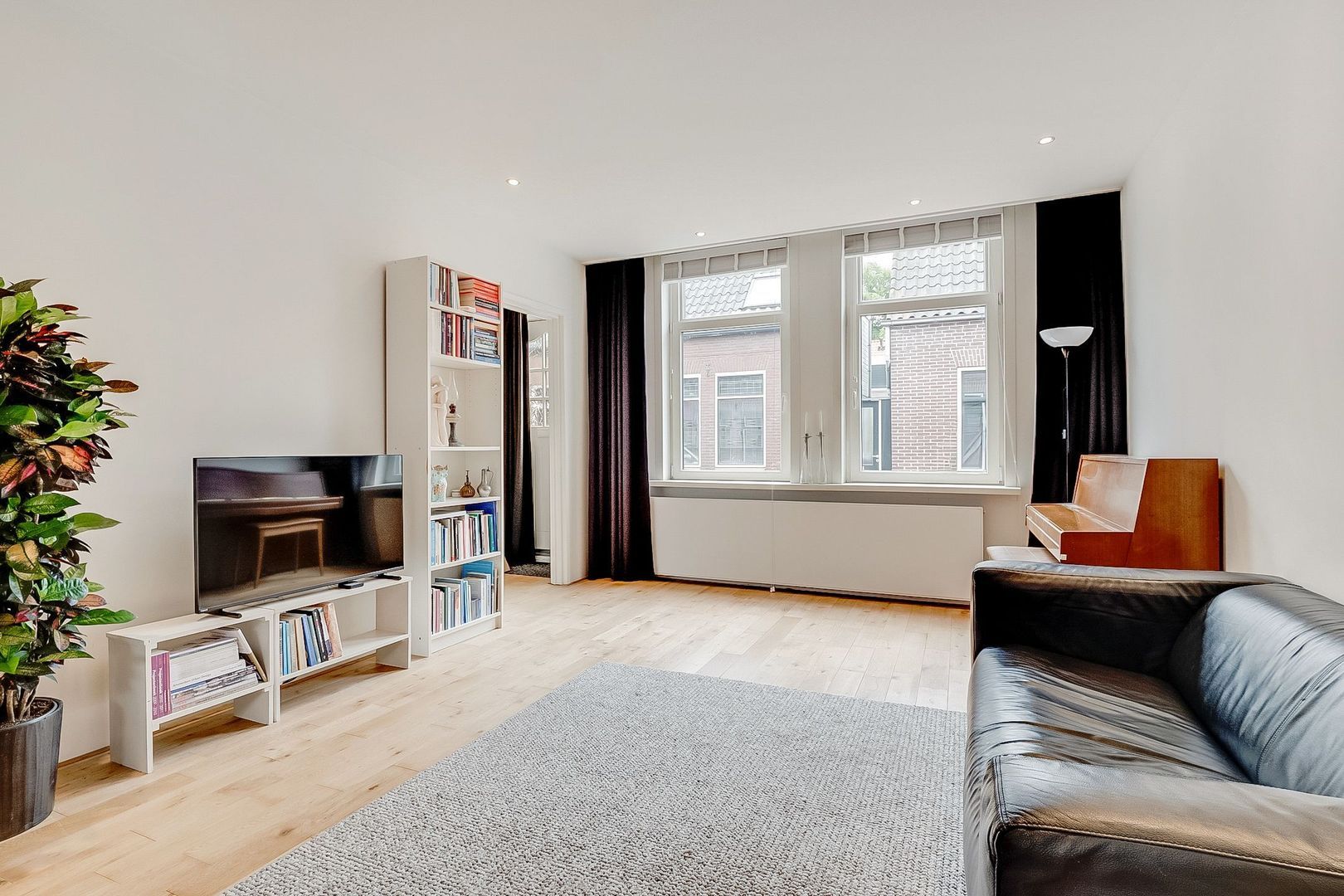 Schoolmeestersstraat 83, Zaandam foto-6