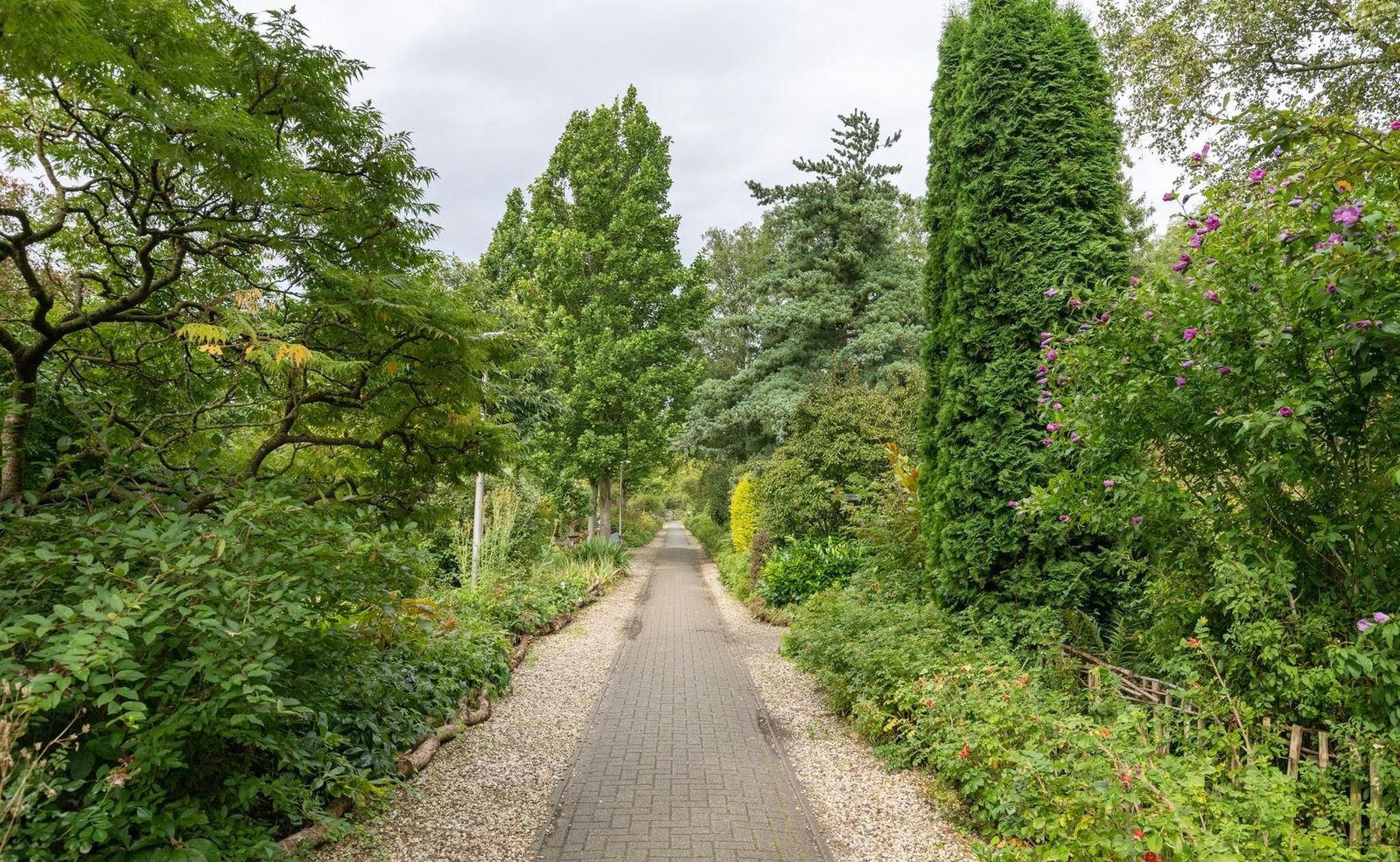 Aartsbisschop Romerostraat 503, Utrecht foto-36