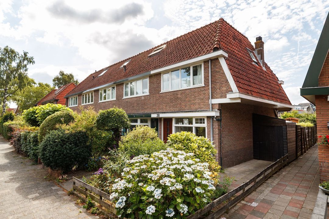 Nepveulaan 28, Zeist