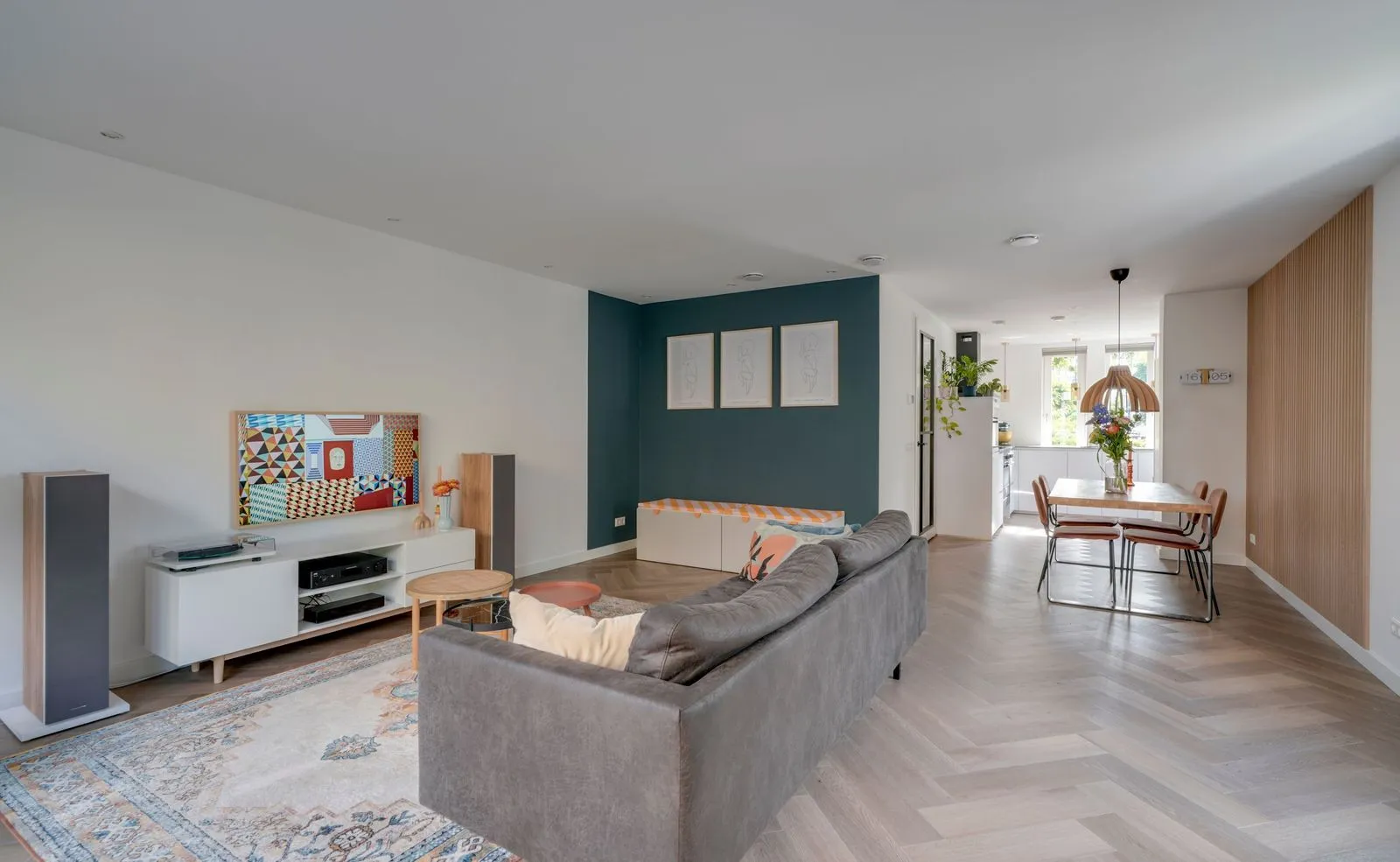 Hoekwoning te koop: Weegschaal 123, Bilthoven