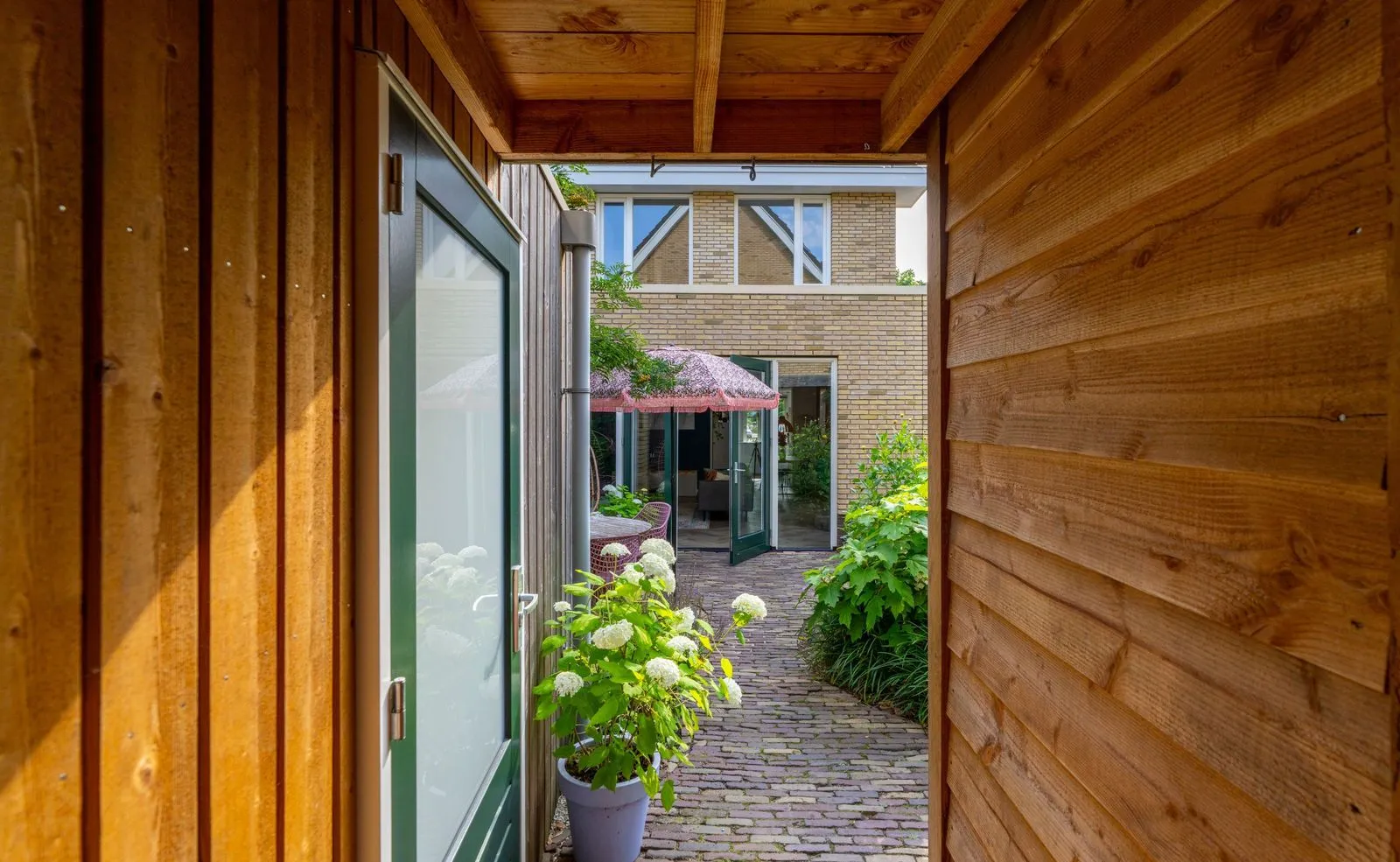 Hoekwoning te koop: Weegschaal 123, Bilthoven