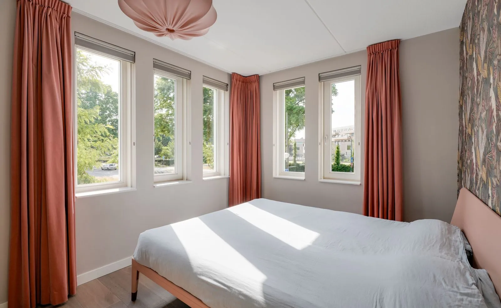 Hoekwoning te koop: Weegschaal 123, Bilthoven