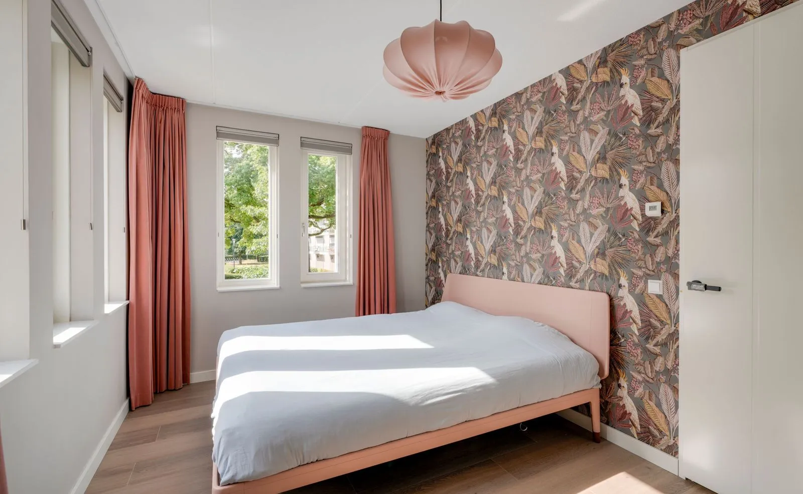 Hoekwoning te koop: Weegschaal 123, Bilthoven