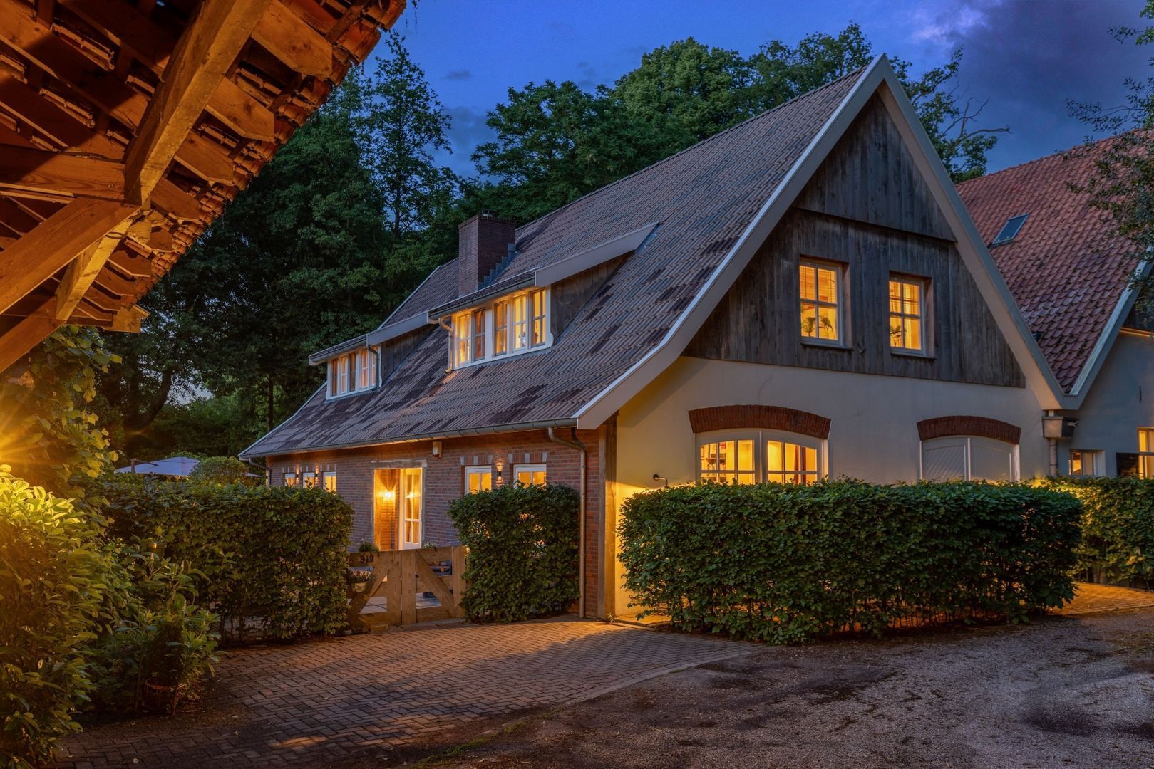 Oldenzaalsestraat 319, Enschede foto-1