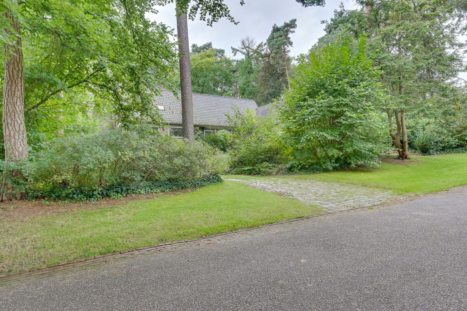 Cornelis Evertsenlaan 1, Nijverdal foto-52