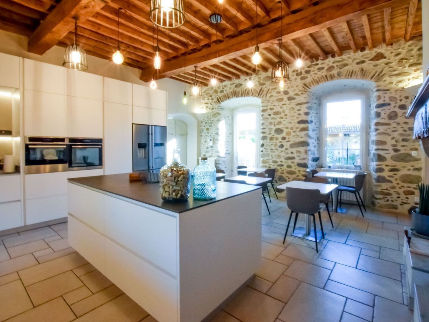 Ausson, Ausson foto-3