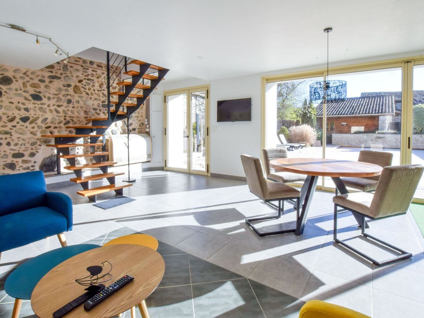 Ausson, Ausson foto-4