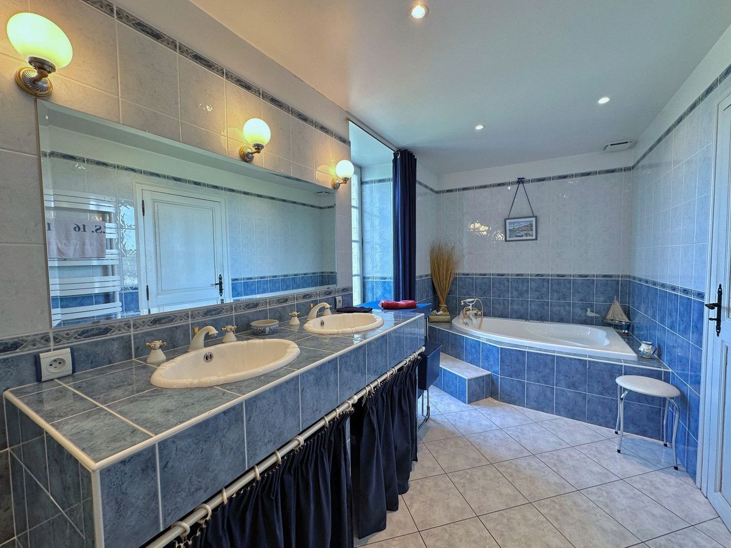 Chalais, Chalais foto-7