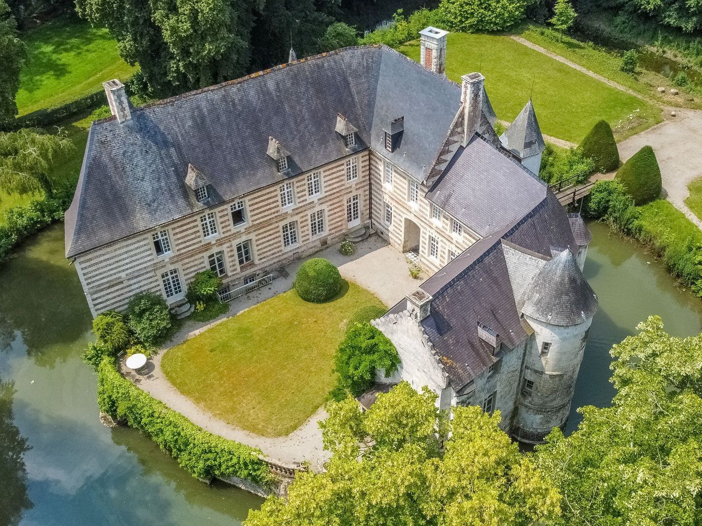 Estrée-Blanche, Estrée-Blanche foto-1