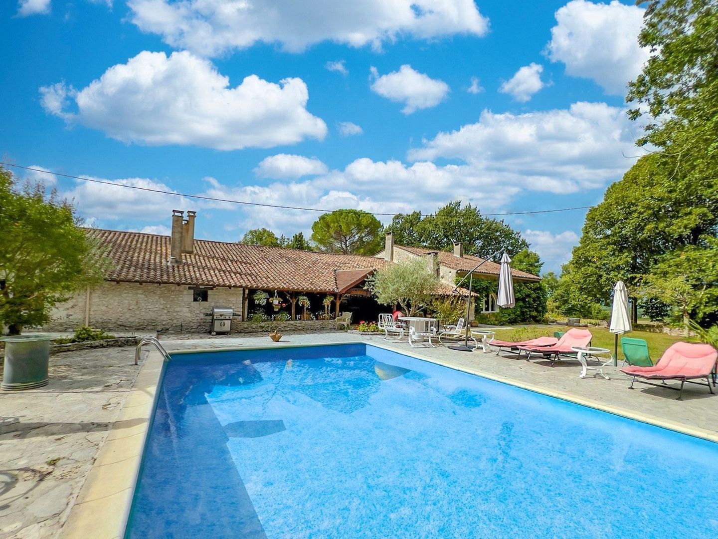 Loubès-Bernac, Loubès-Bernac foto-2