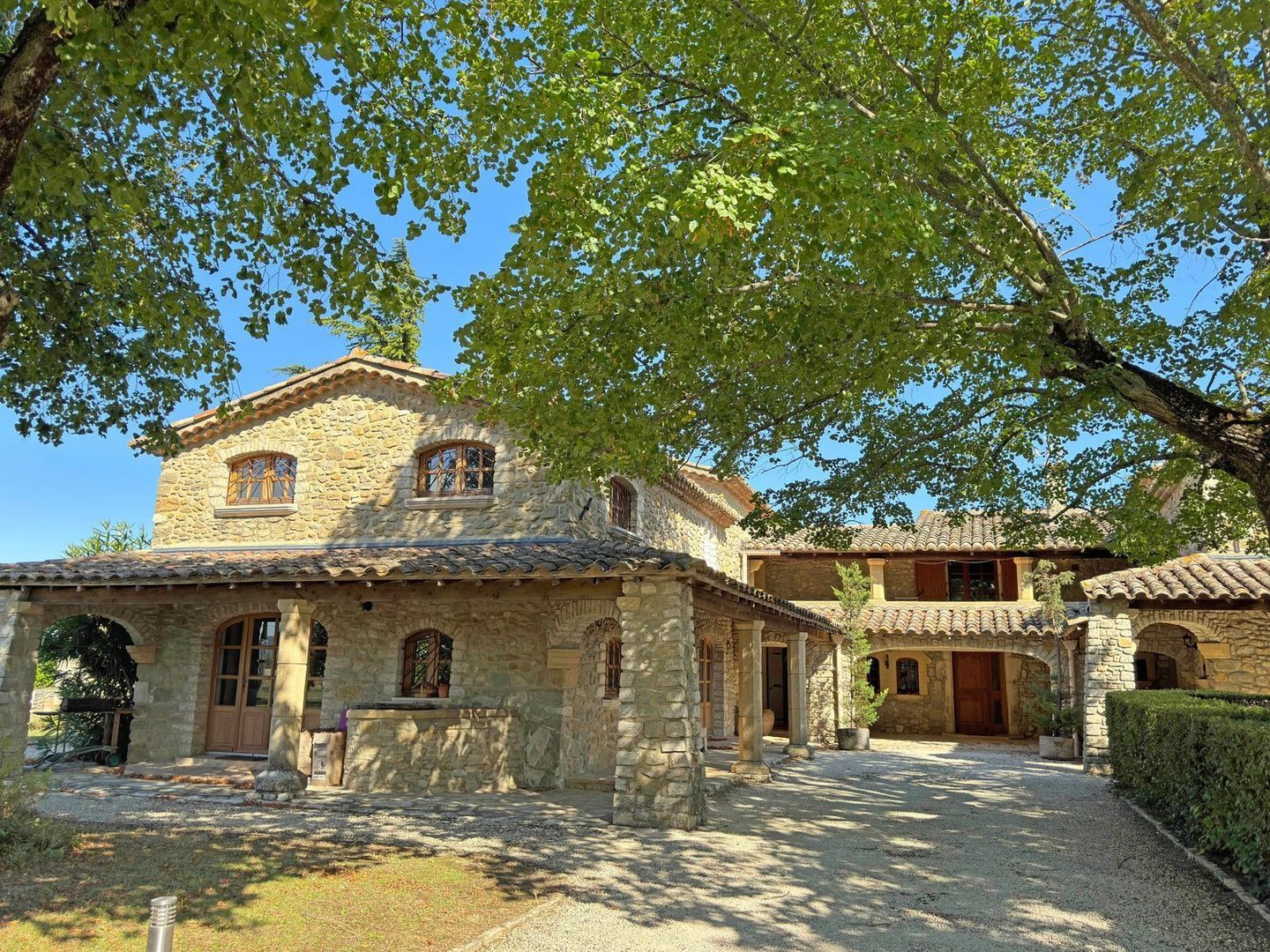 La Bégude-de-Mazenc, La Bégude-de-Mazenc foto-0