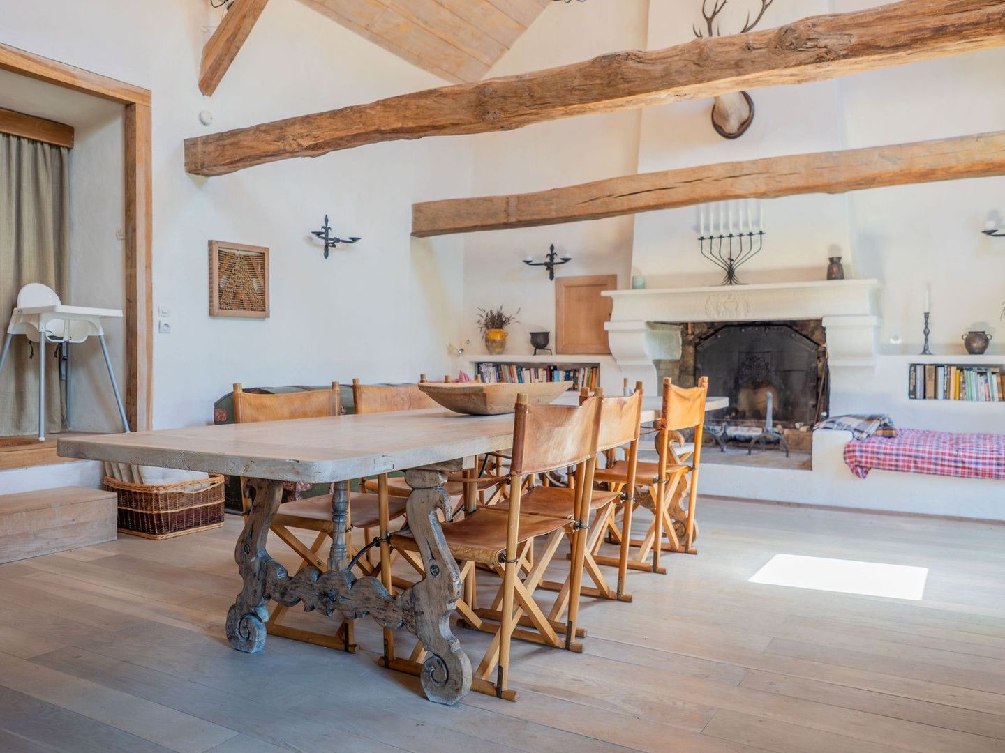 Saurat, Saurat foto-9