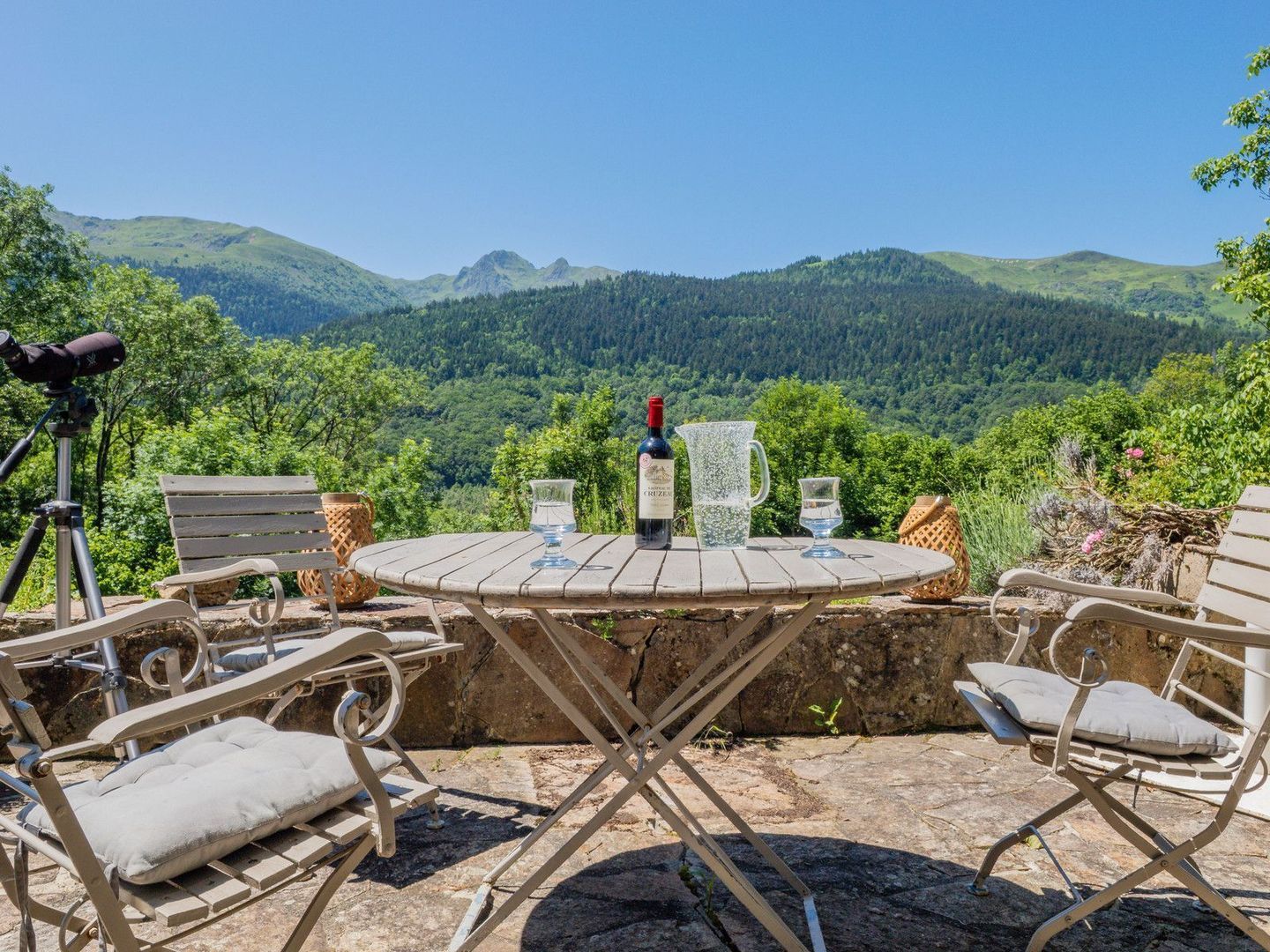 Saurat, Saurat foto-3