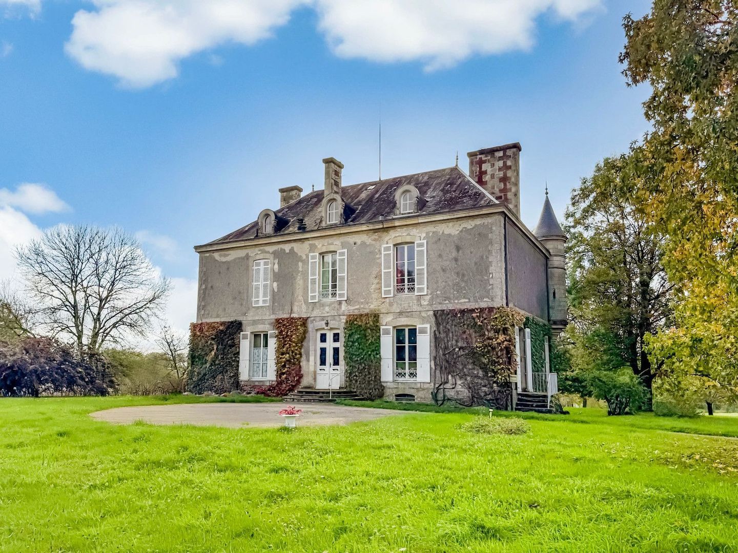 Saint-Maixent-de-Beugné, Saint-Maixent-de-Beugné foto-6