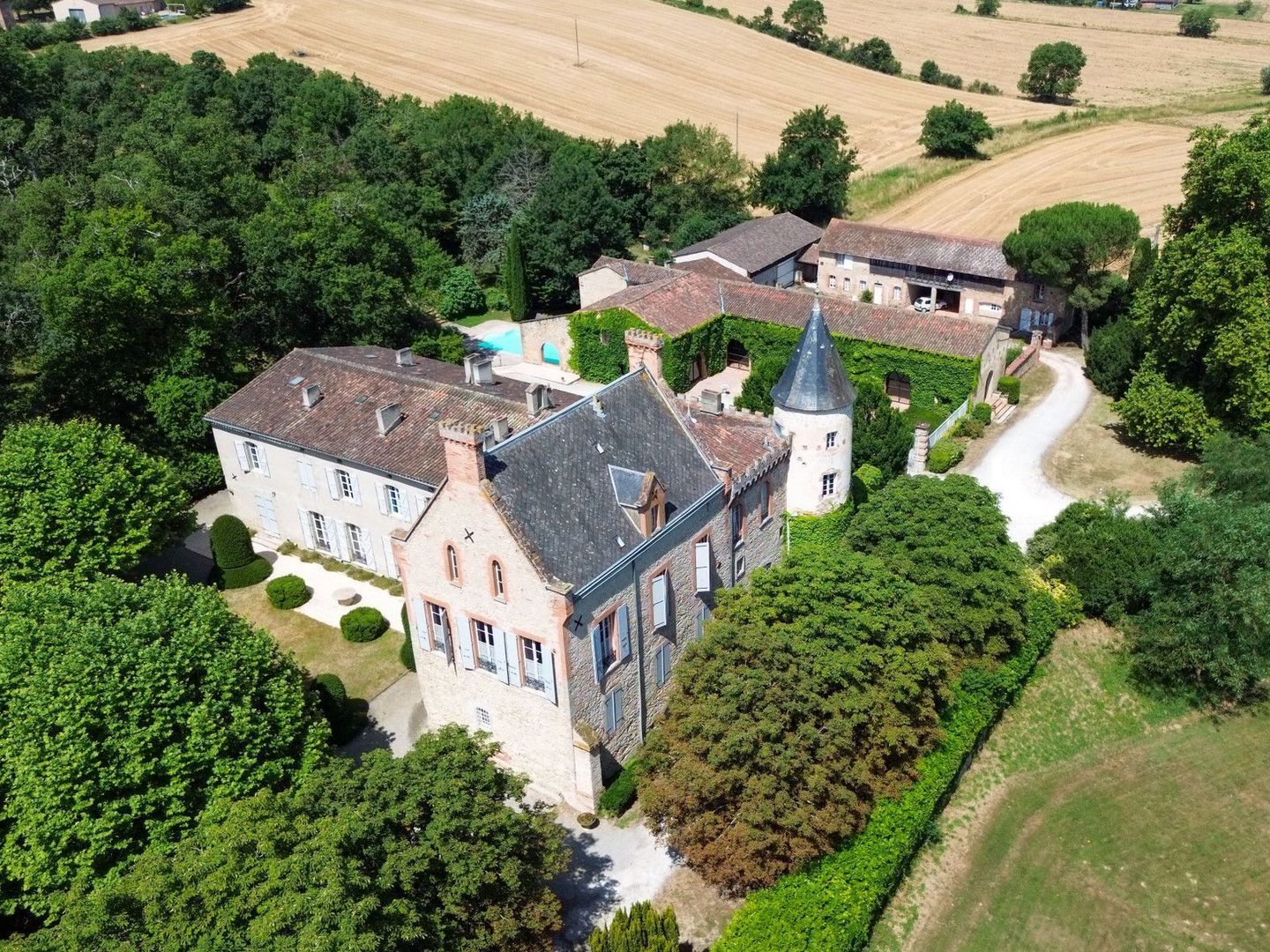 Caraman, Caraman foto-0