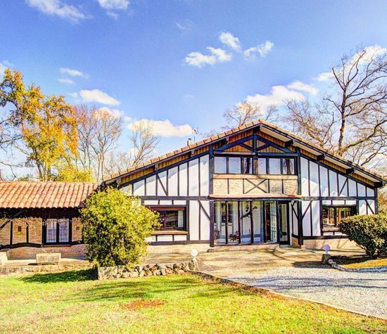 Arzacq-Arraziguet, Arzacq-Arraziguet