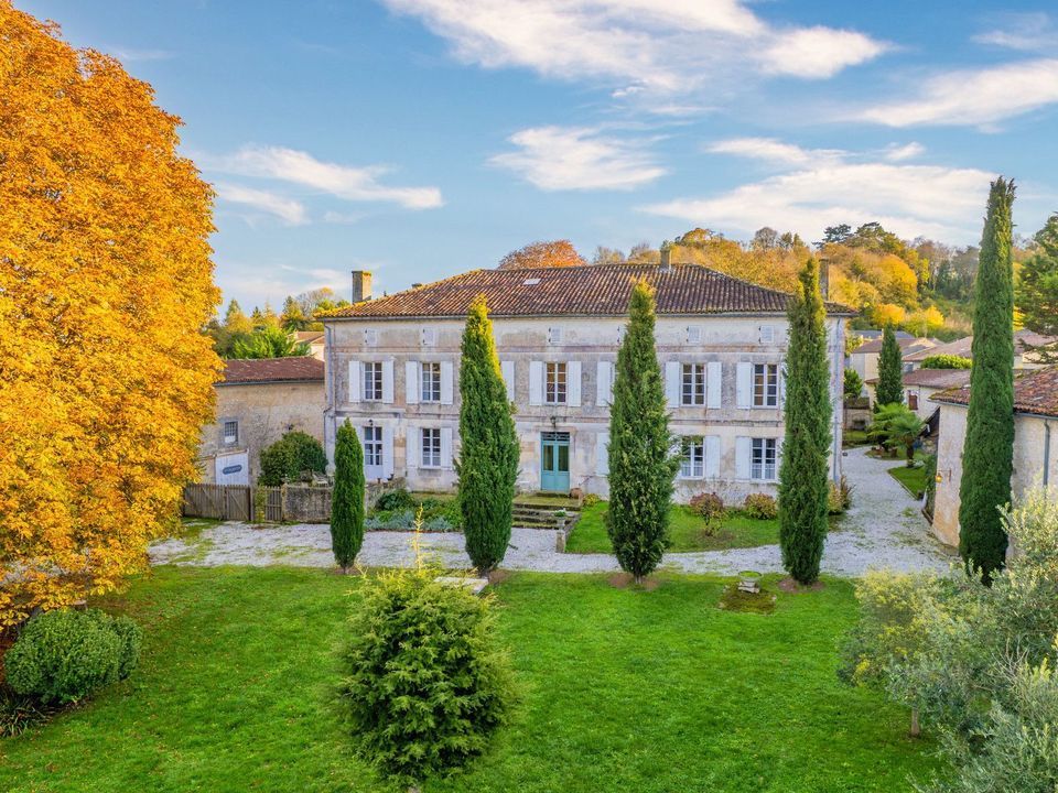 Archiac, Archiac foto-2