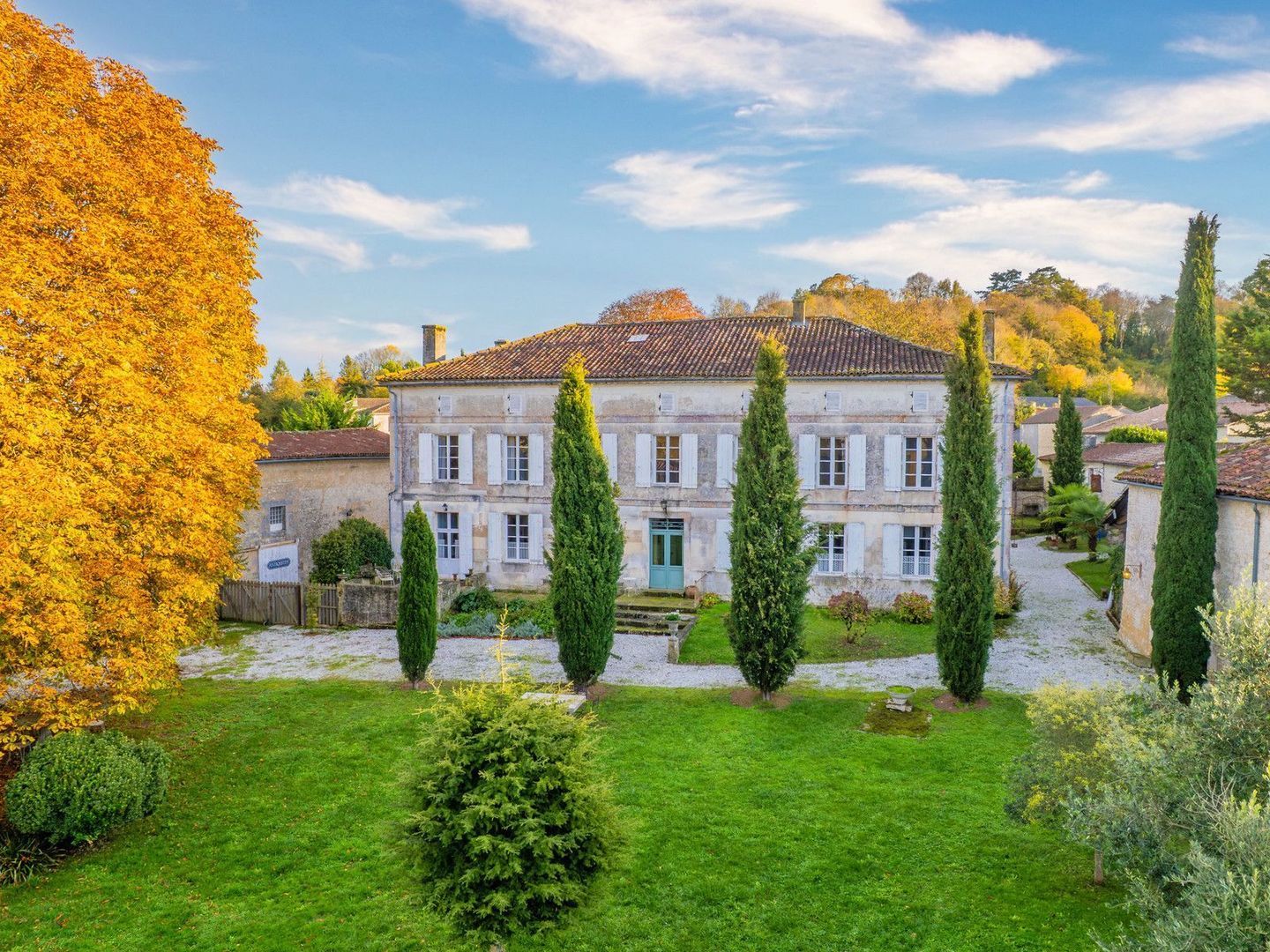 Archiac, Archiac foto-1