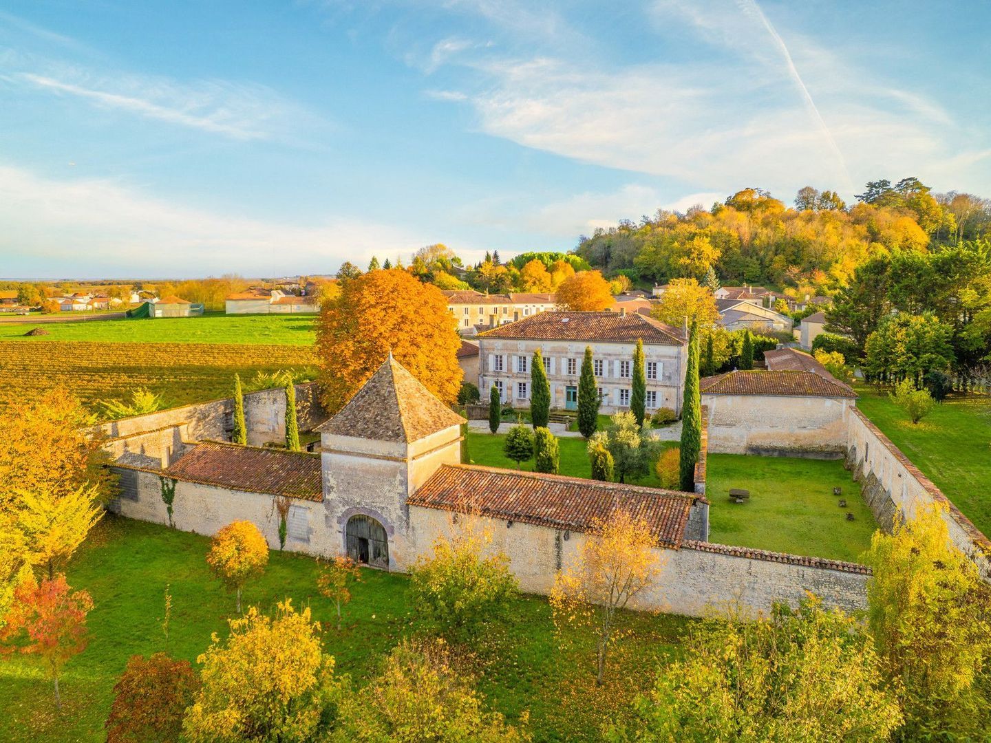 Archiac, Archiac foto-0