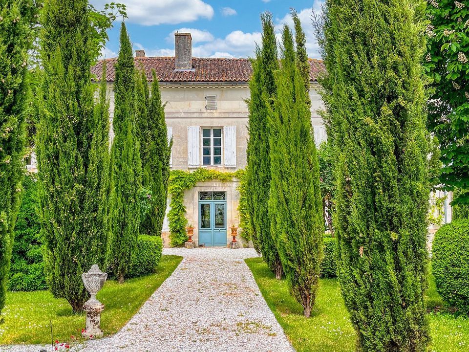 Archiac, Archiac foto-3