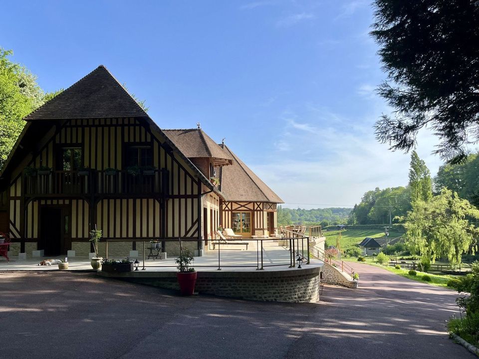 Pont-l'Évêque, Pont-l'Évêque foto-3