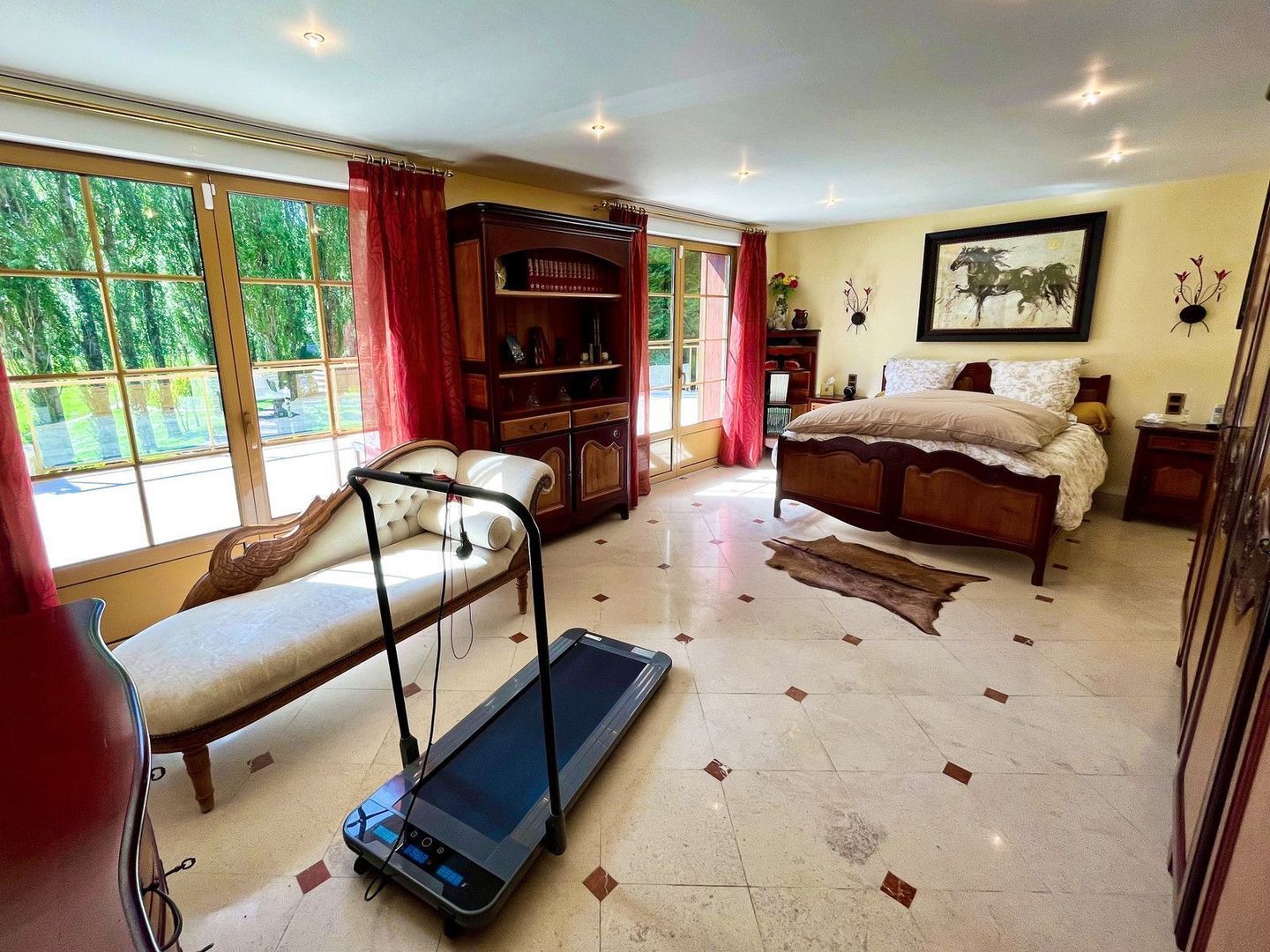 Pont-l'Évêque, Pont-l'Évêque foto-6