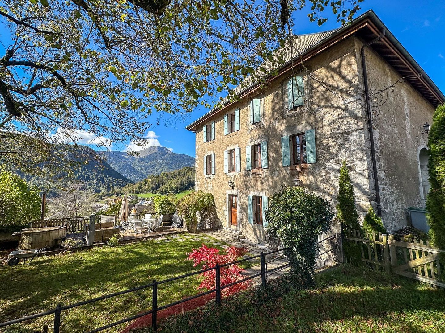 Mieussy, Mieussy foto-0