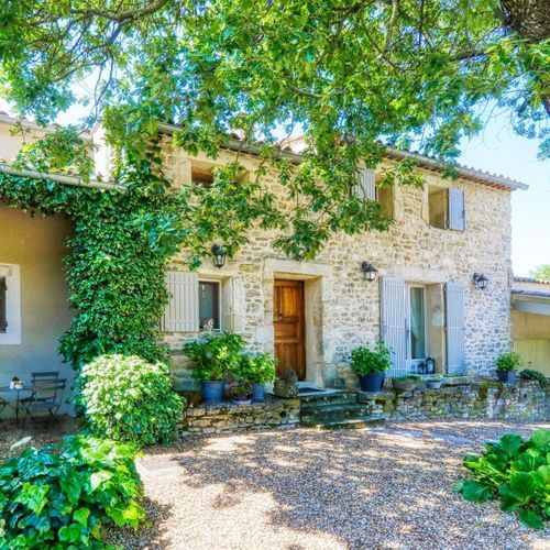 Caseneuve, Caseneuve foto-1